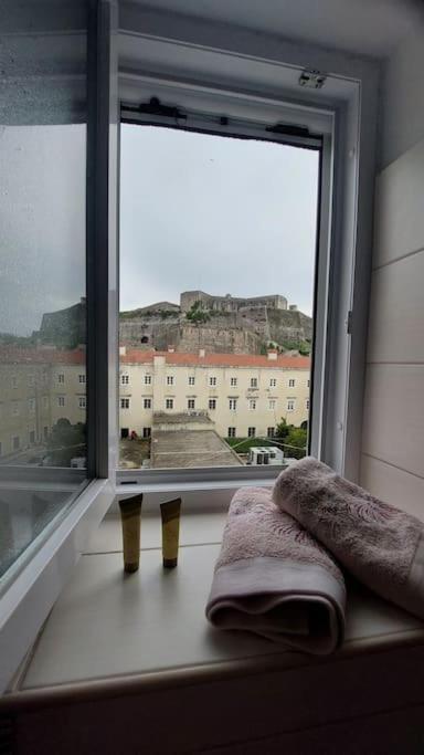 Old Port View Apartment, στο κέντρο 2 υπνοδωματίων Apartment